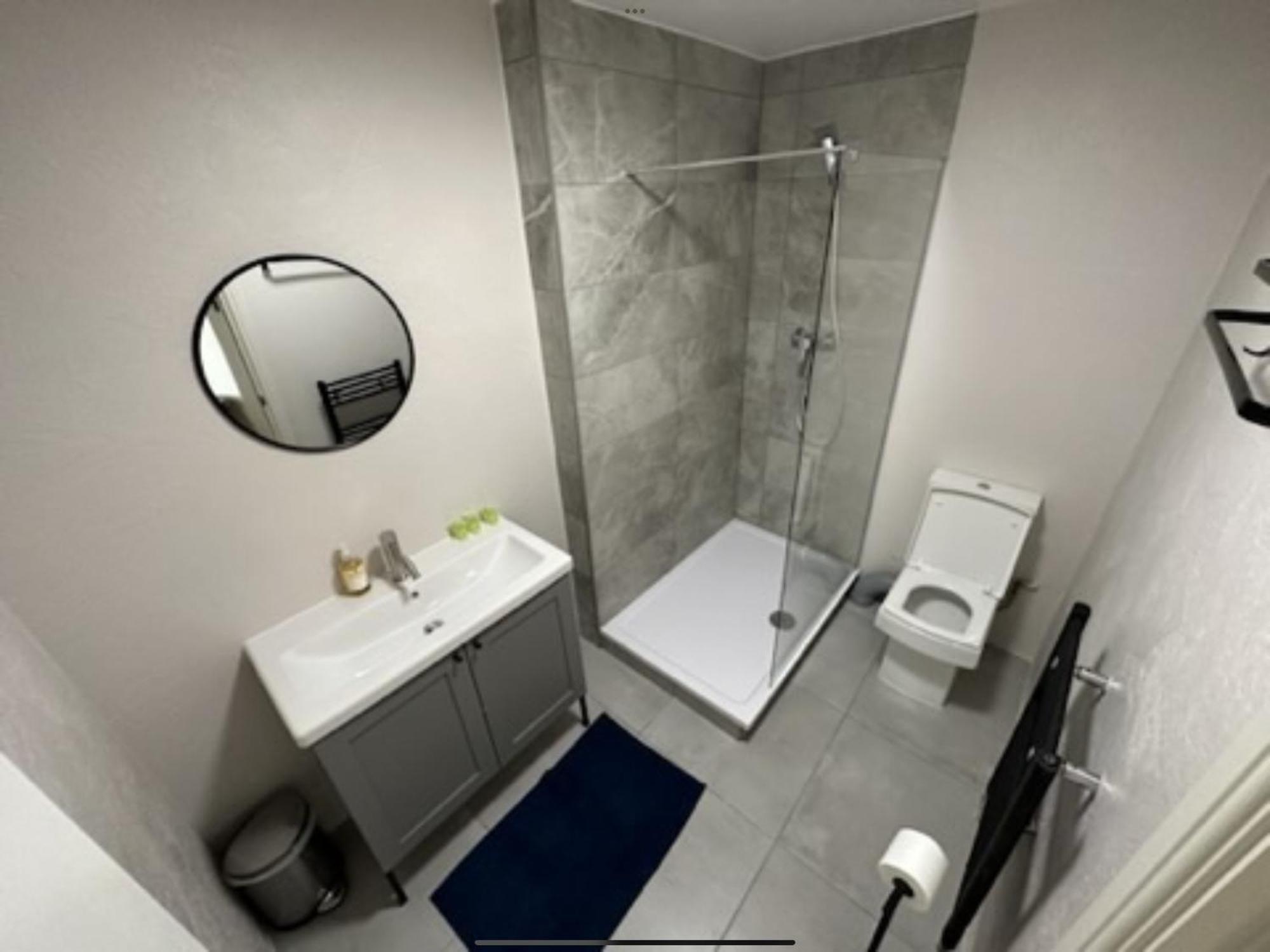 לונדון Double Bedroom With Private En-Suite מראה חיצוני תמונה